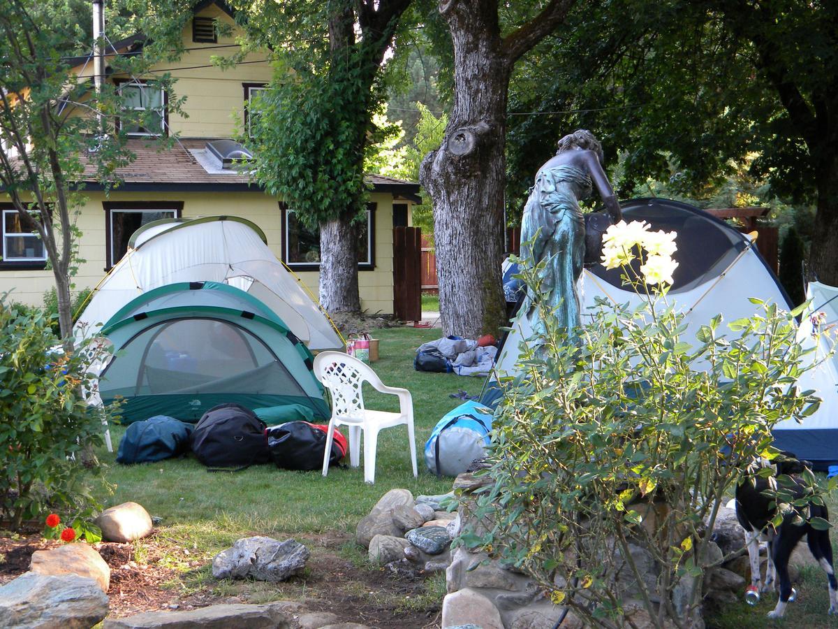 Bigfoot Rv & Cabins Park Happy Camp Экстерьер фото